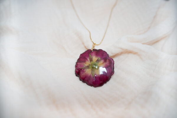 Collier Fleur de Rose Rouge – Image 3